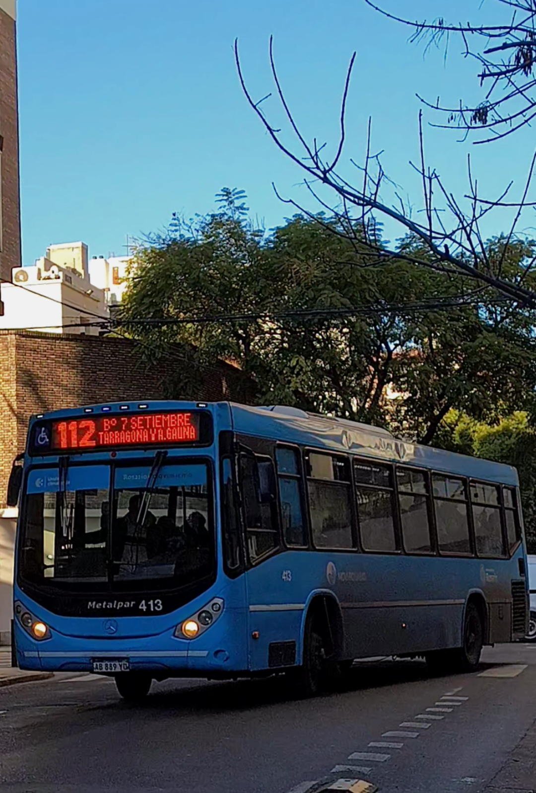 @el de un poco de bondi