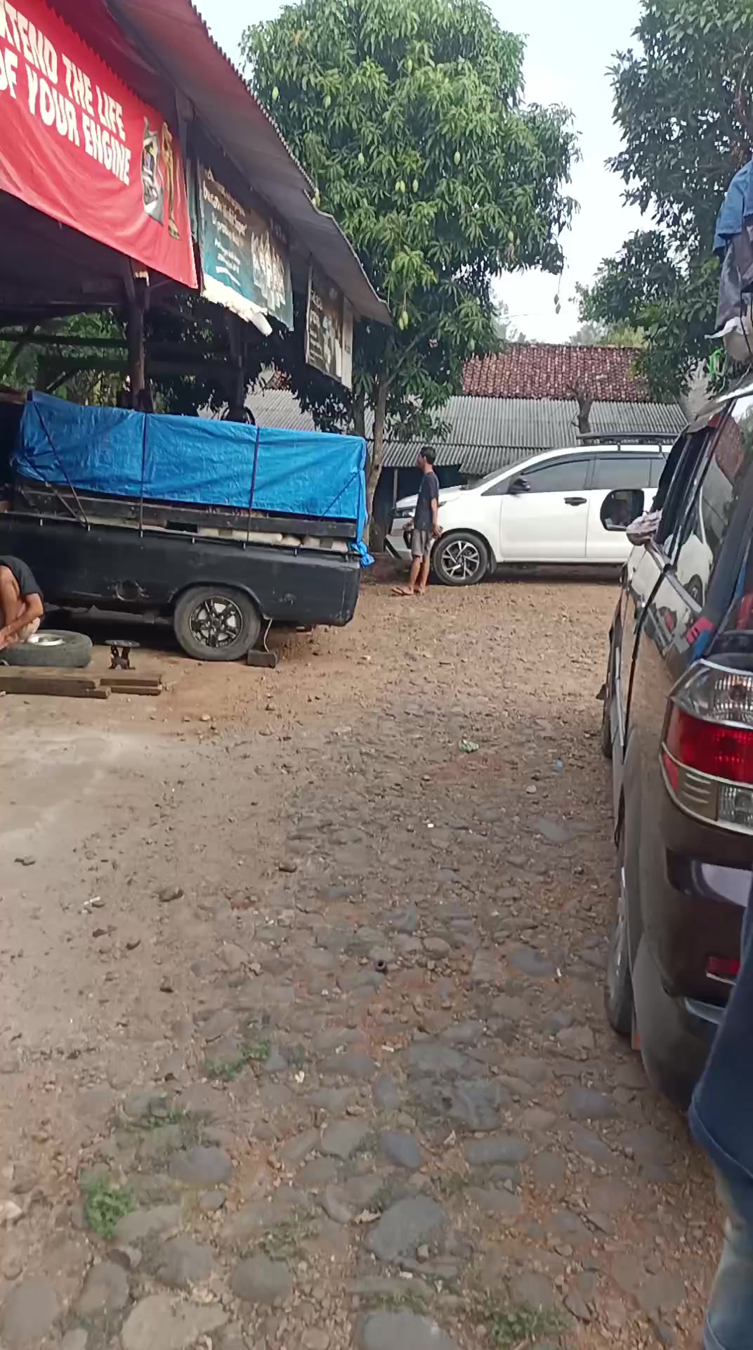 @YANTO TREVEL