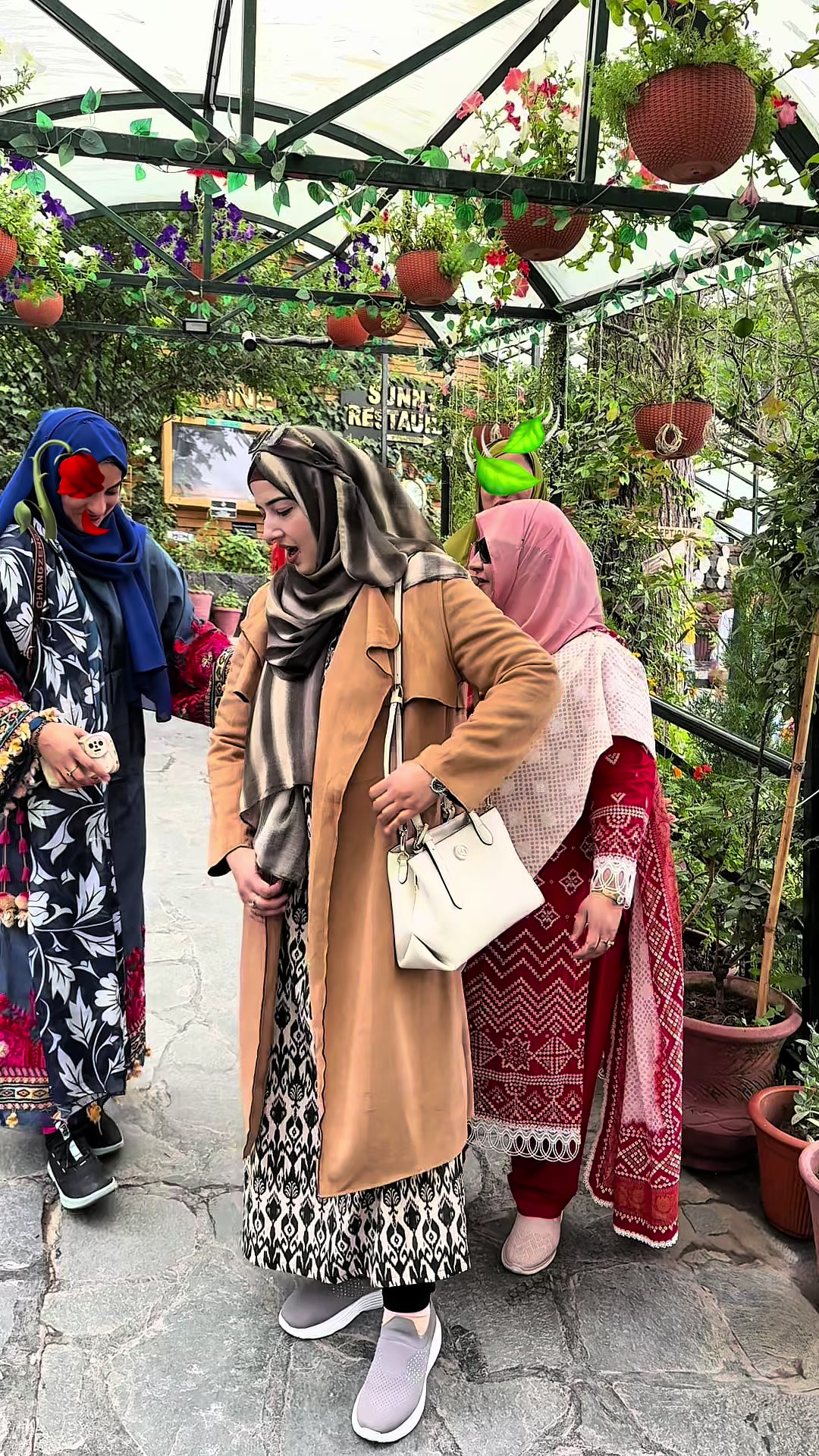 @Hira Khawaja