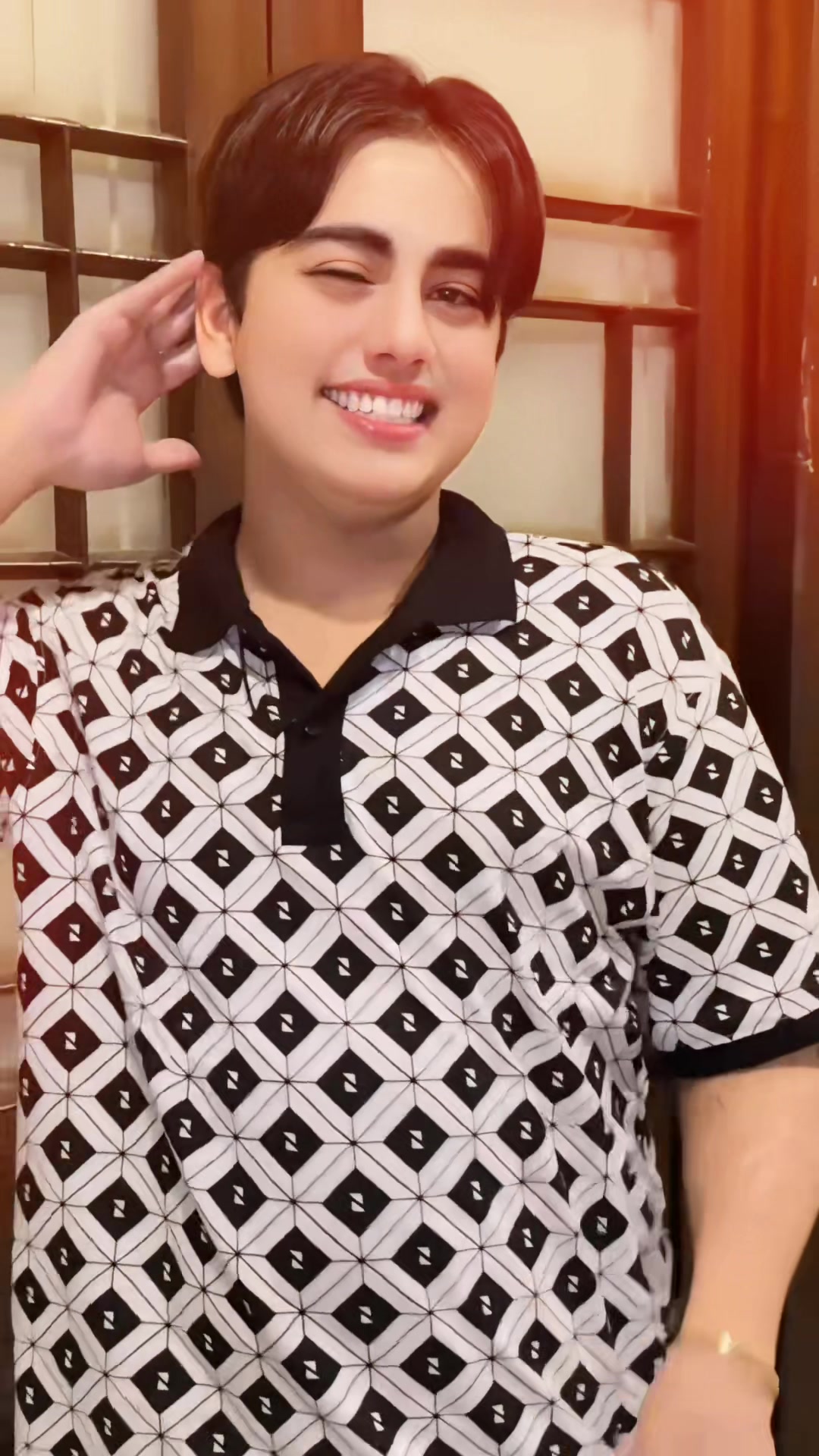 @𝙃𝙚: 𝘼  𝙒𝙊𝙇𝙁 🐺🥵