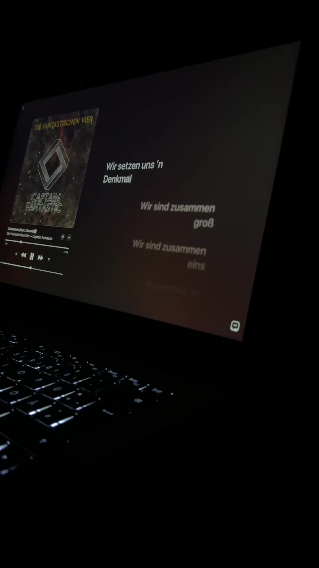 @🎶