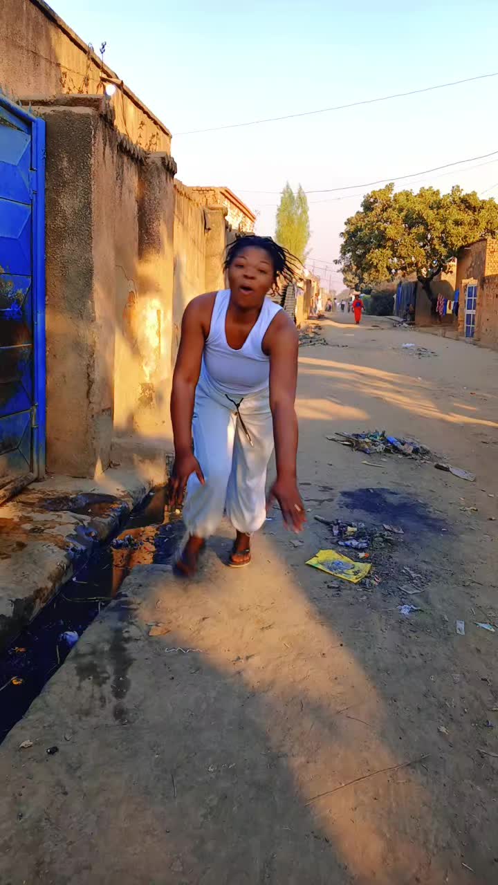 @FEMME NOIR 🇨🇩🇹🇿🇹🇷