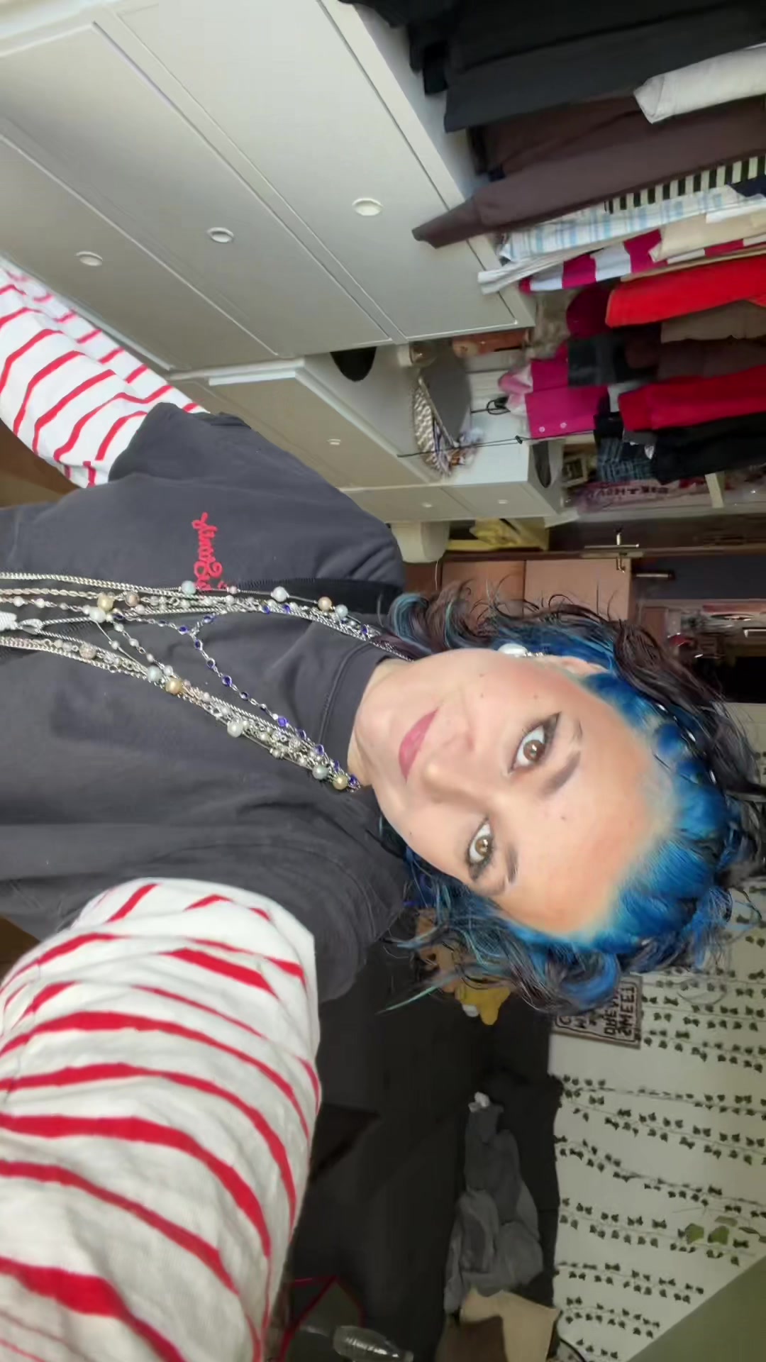 @whois_fenja