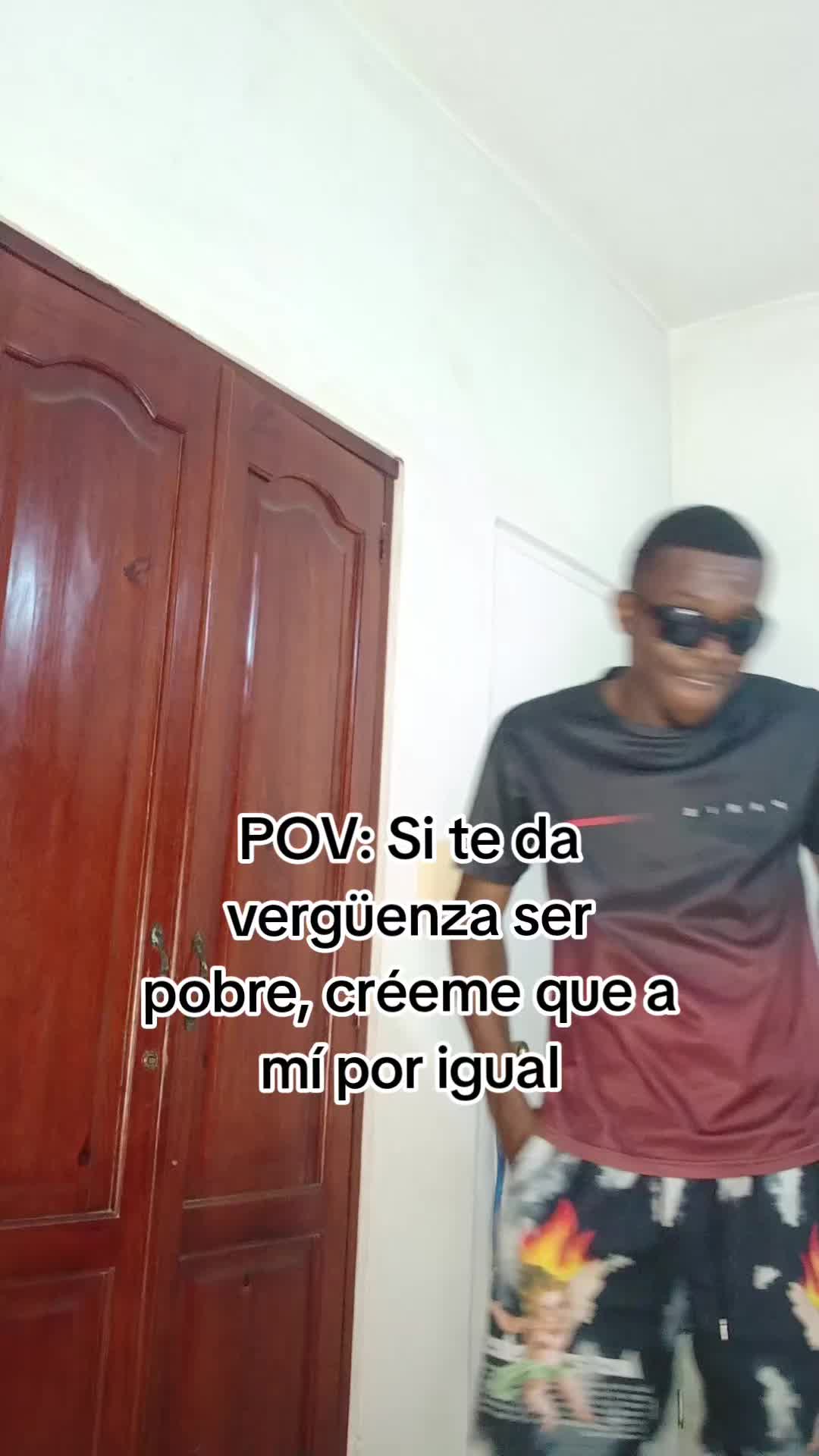 @unprofeconaura 😎