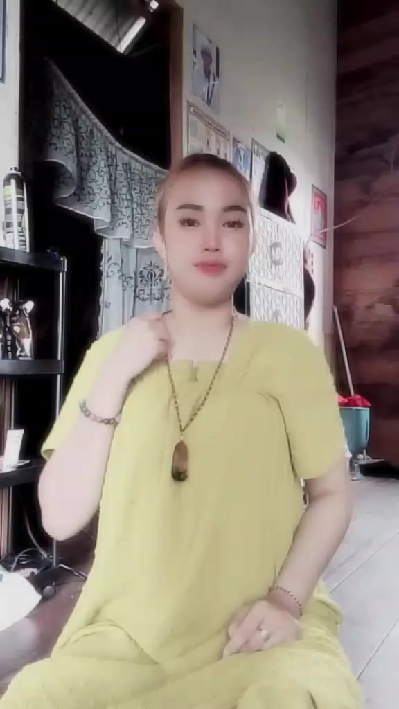 @seleb tiktok