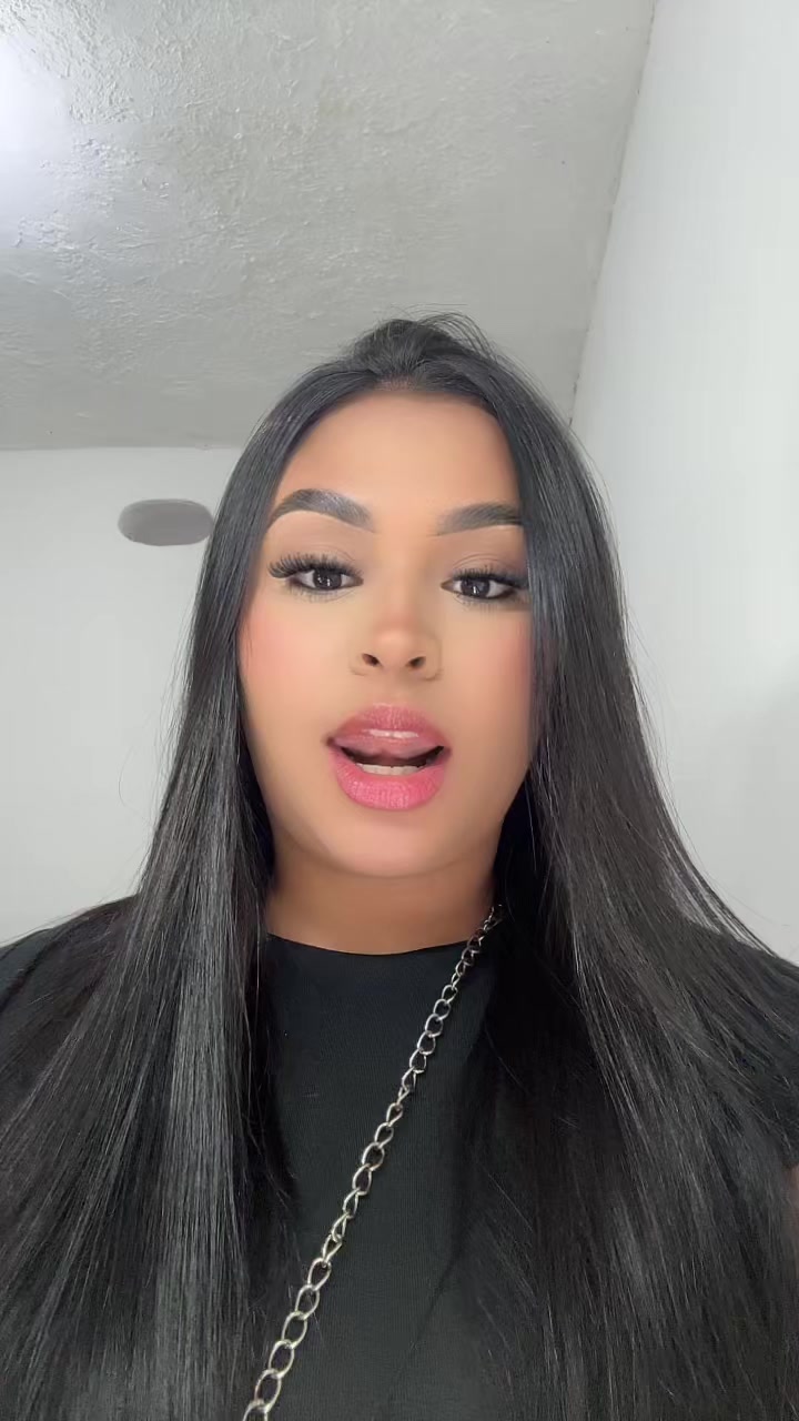 @DM👸🏻✨