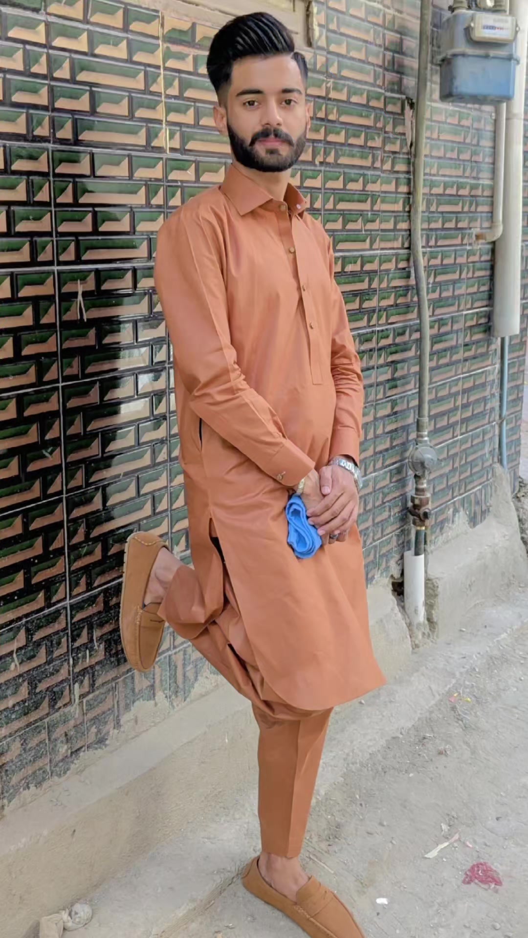 @Malik Hu Yaar Jee ✨️