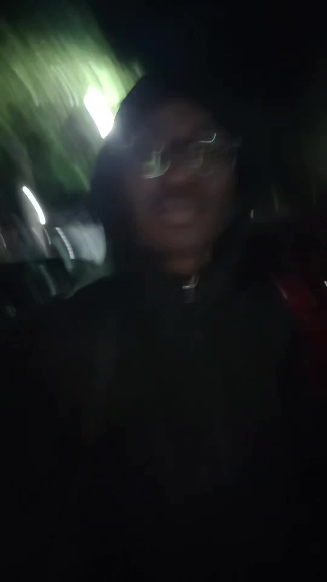 @๐
