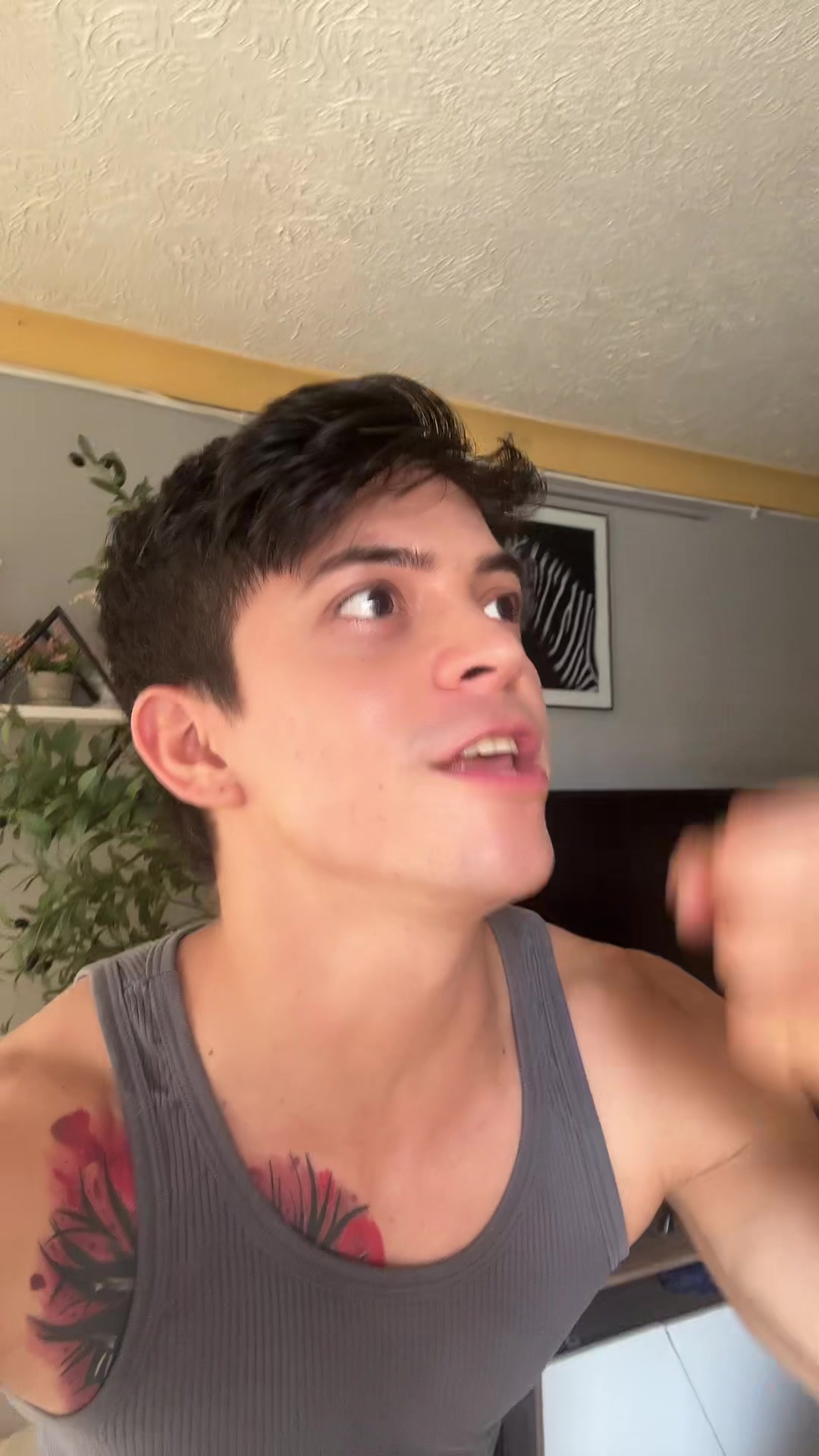 @Alex orozco ๐ฉ