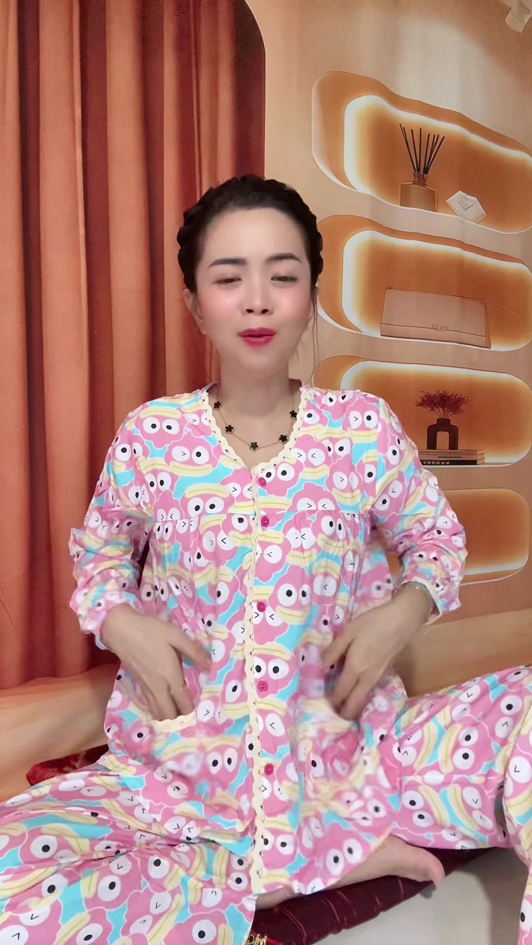 @Em Cẩm Nè