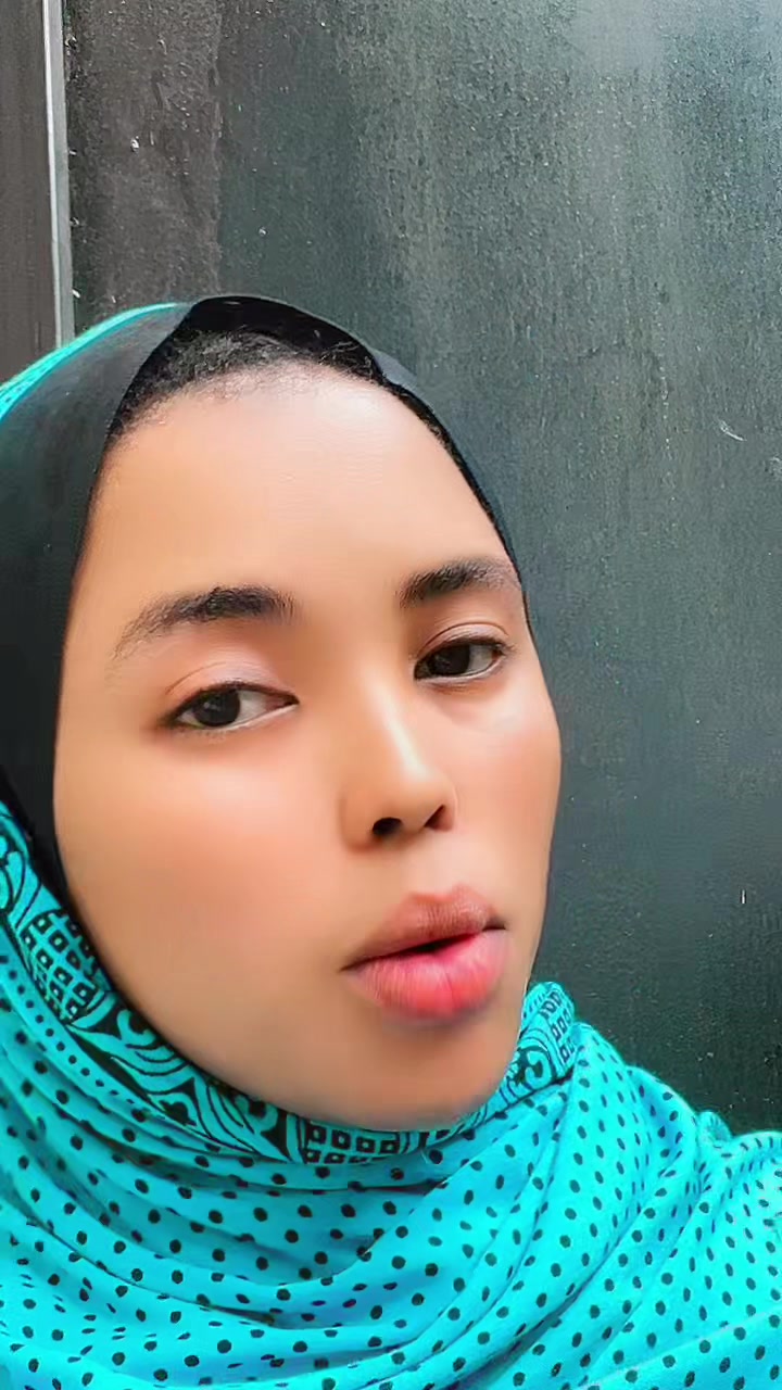 @𝑳𝑨𝑽𝑬𝑵𝑫𝑹𝑰𝑨 💜🌿💦