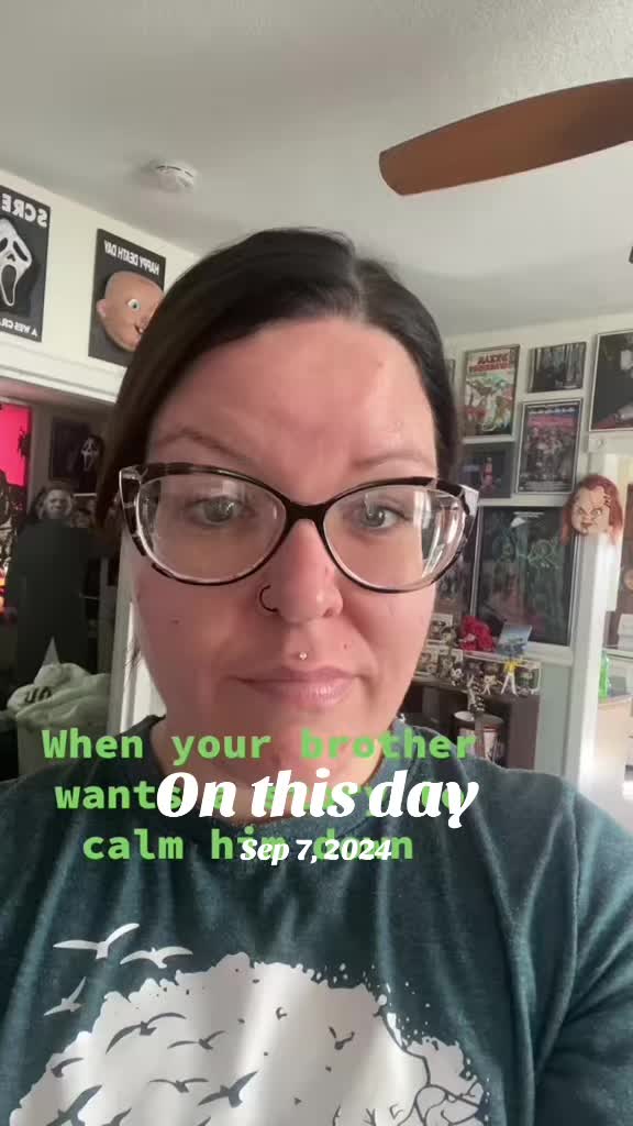 @Lillith the Librarian ๐๐