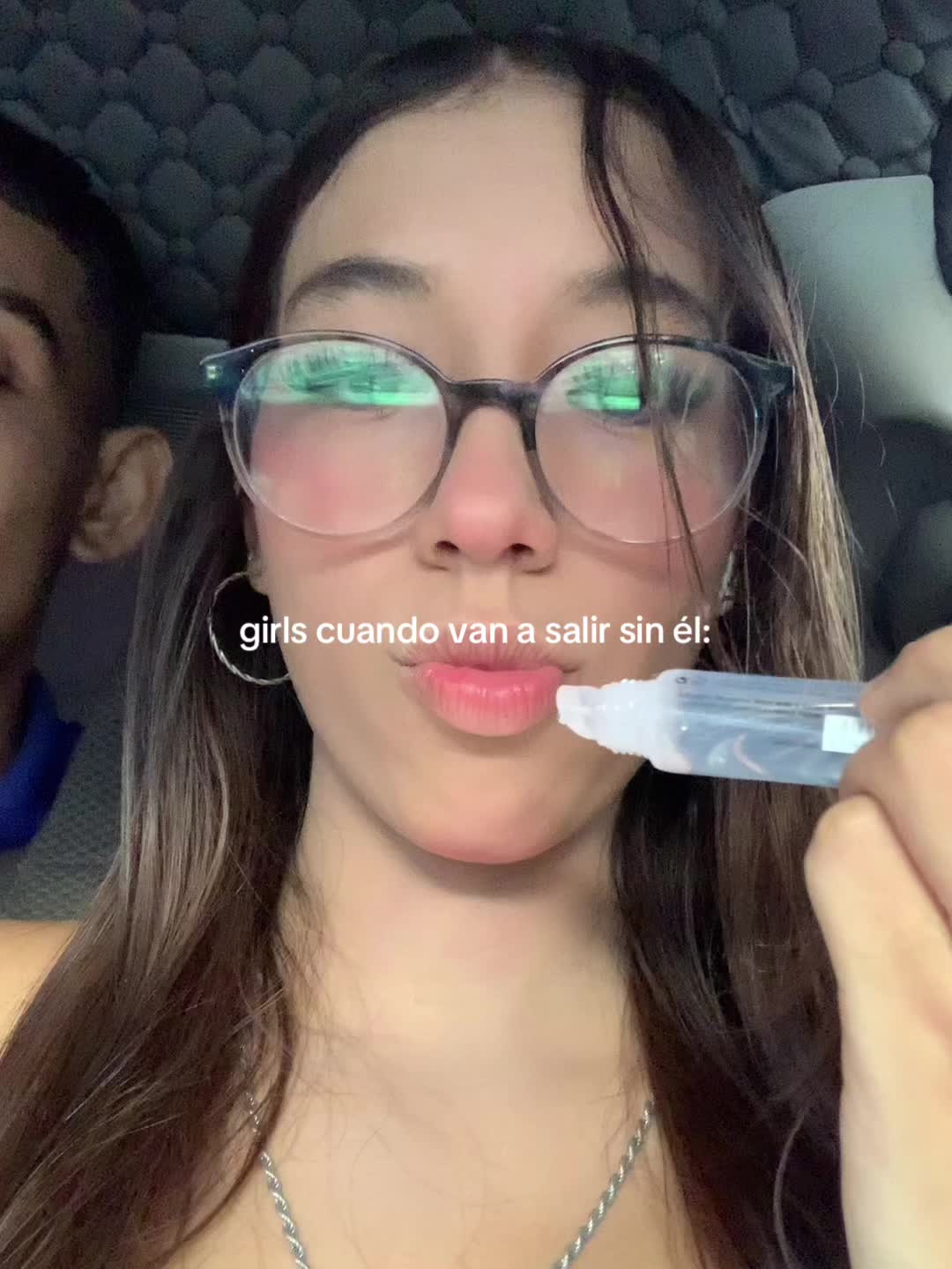 @๐.
