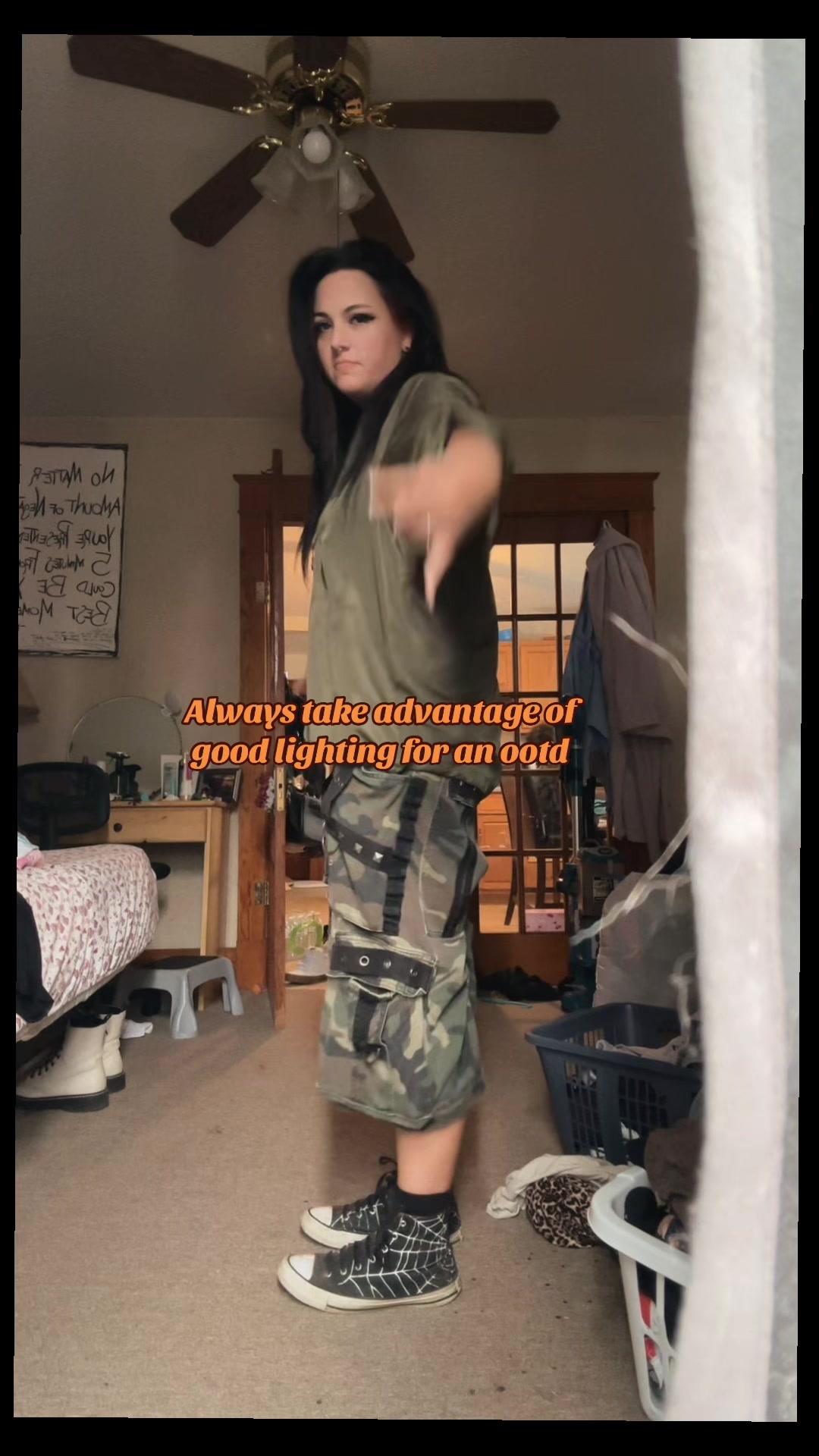 @Lo