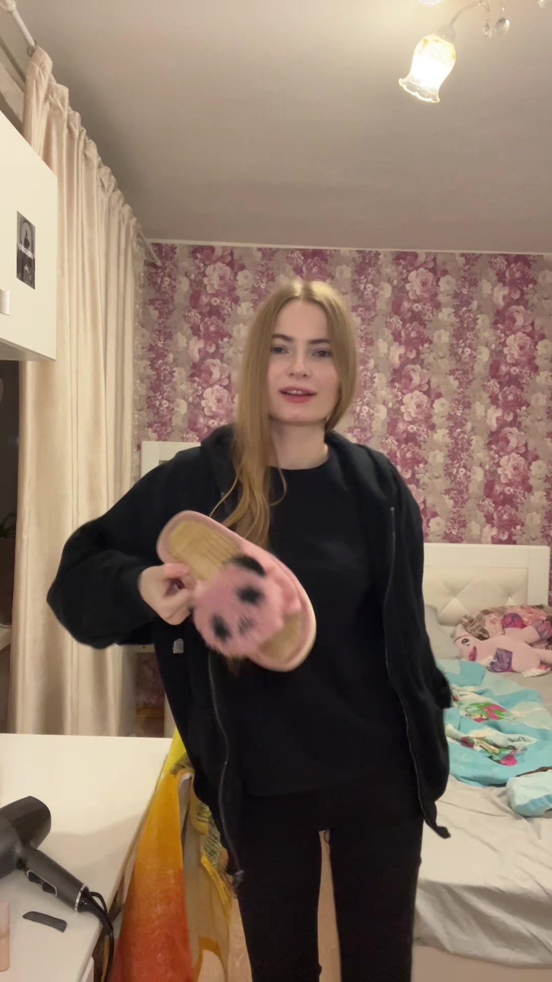 @тгк: Юля покоряет мир
