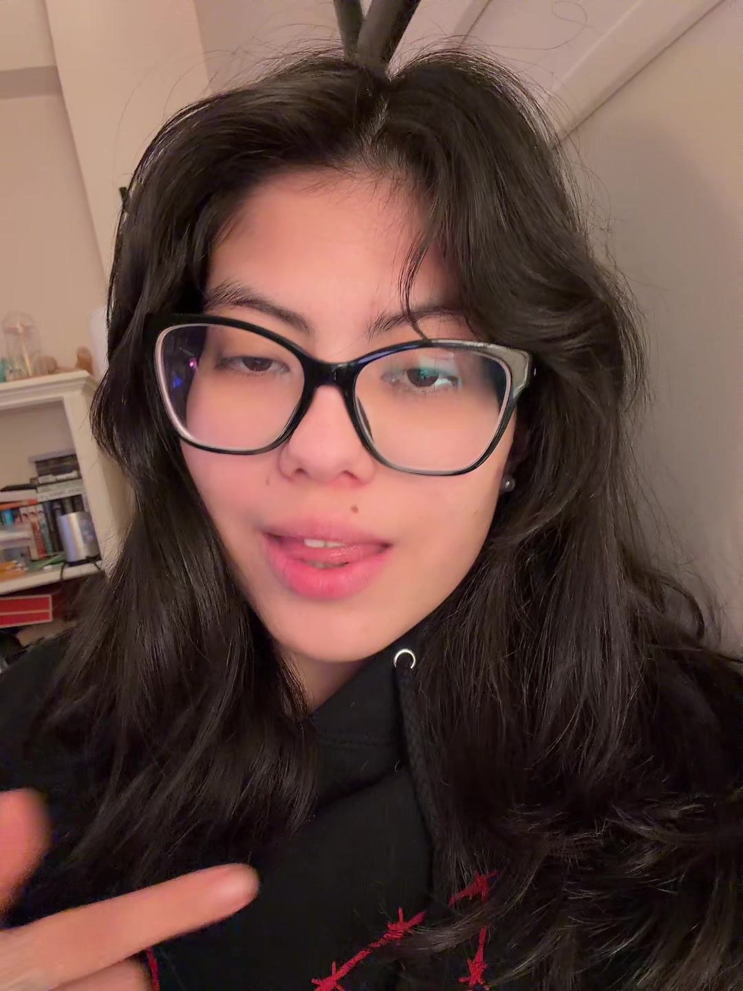 @Julia𖣂