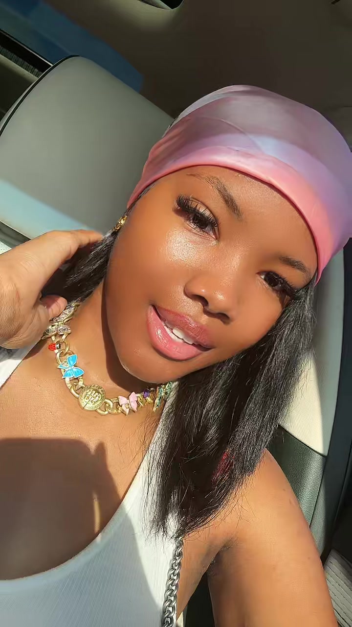 @👸🏽