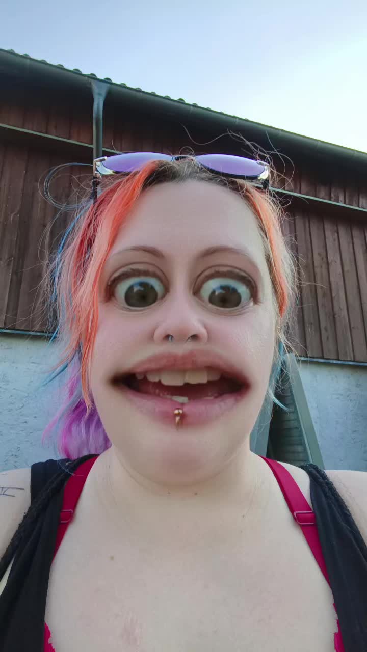 @Rainbowshit13🌺