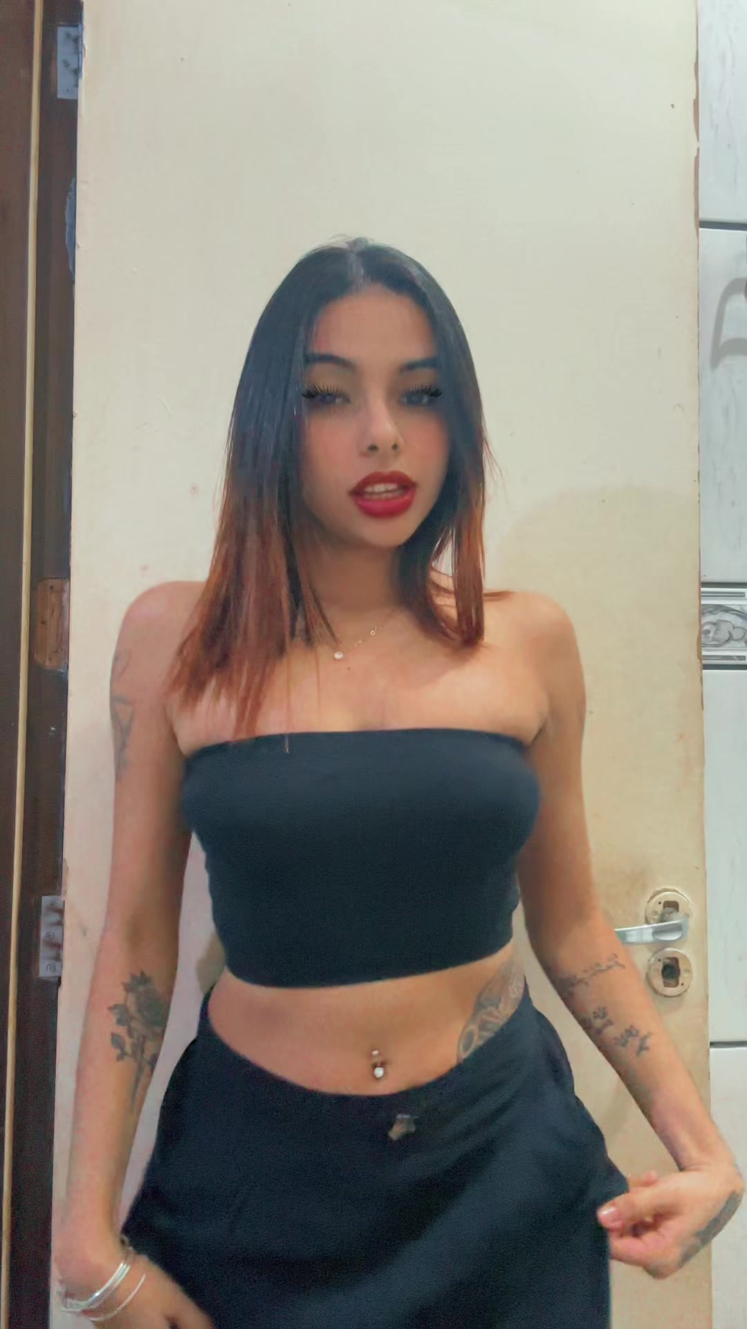 @Karininha 🐈&zwj;⬛