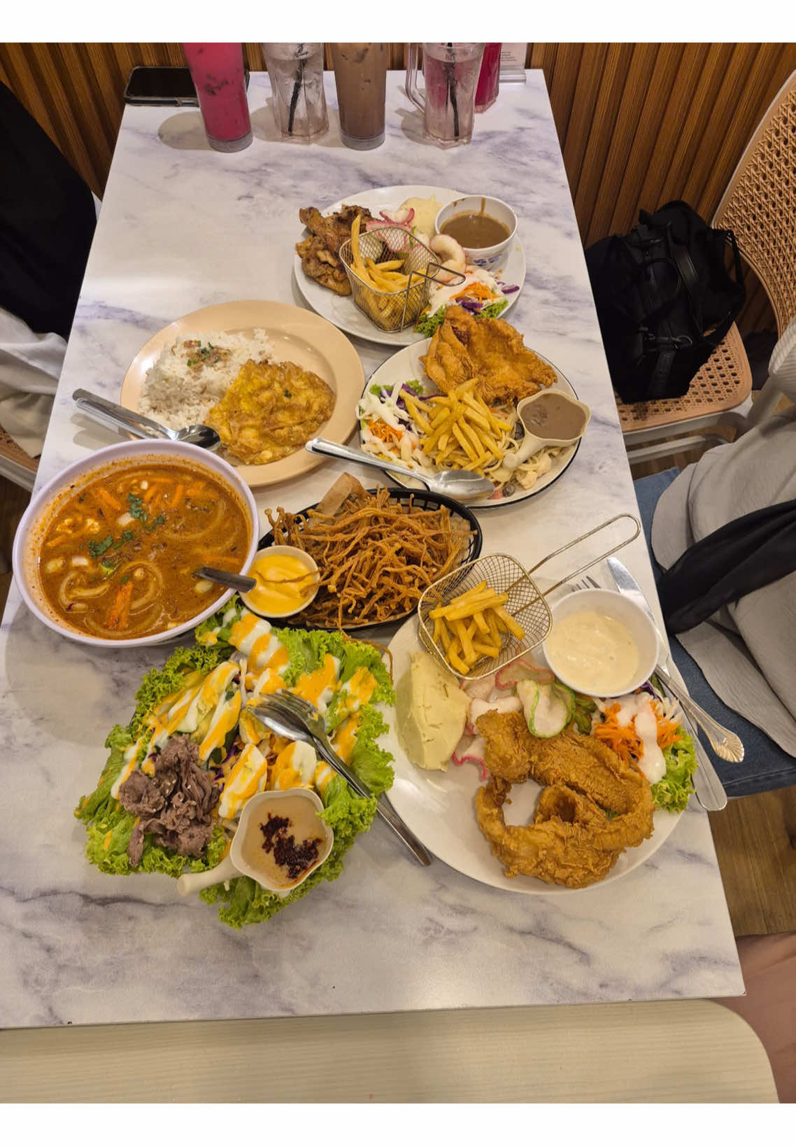 @WARUNG MIAH WESTERN & THAI