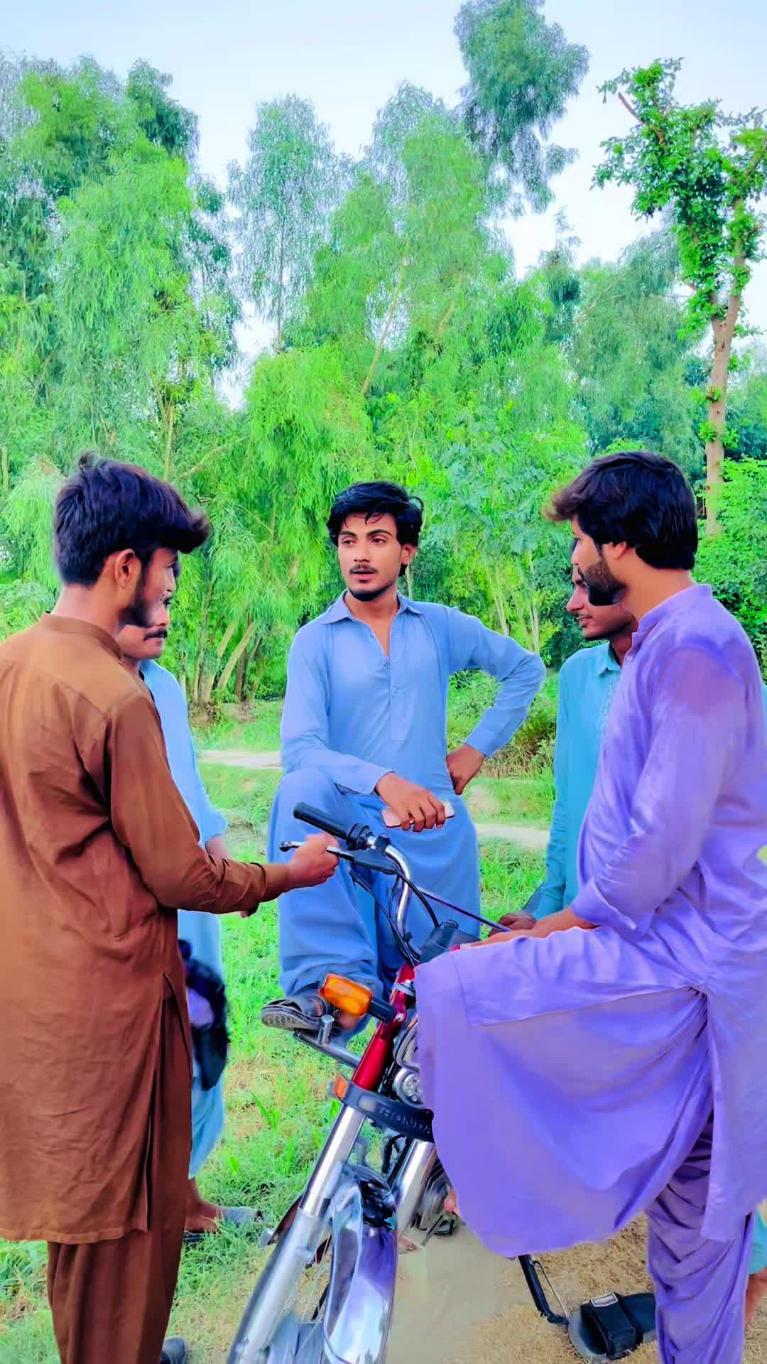 @Jani Bhai Official ✅