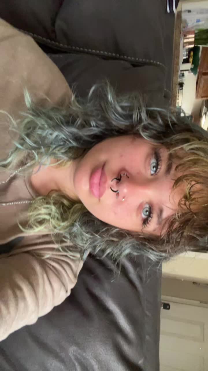 @Jem_b1tch