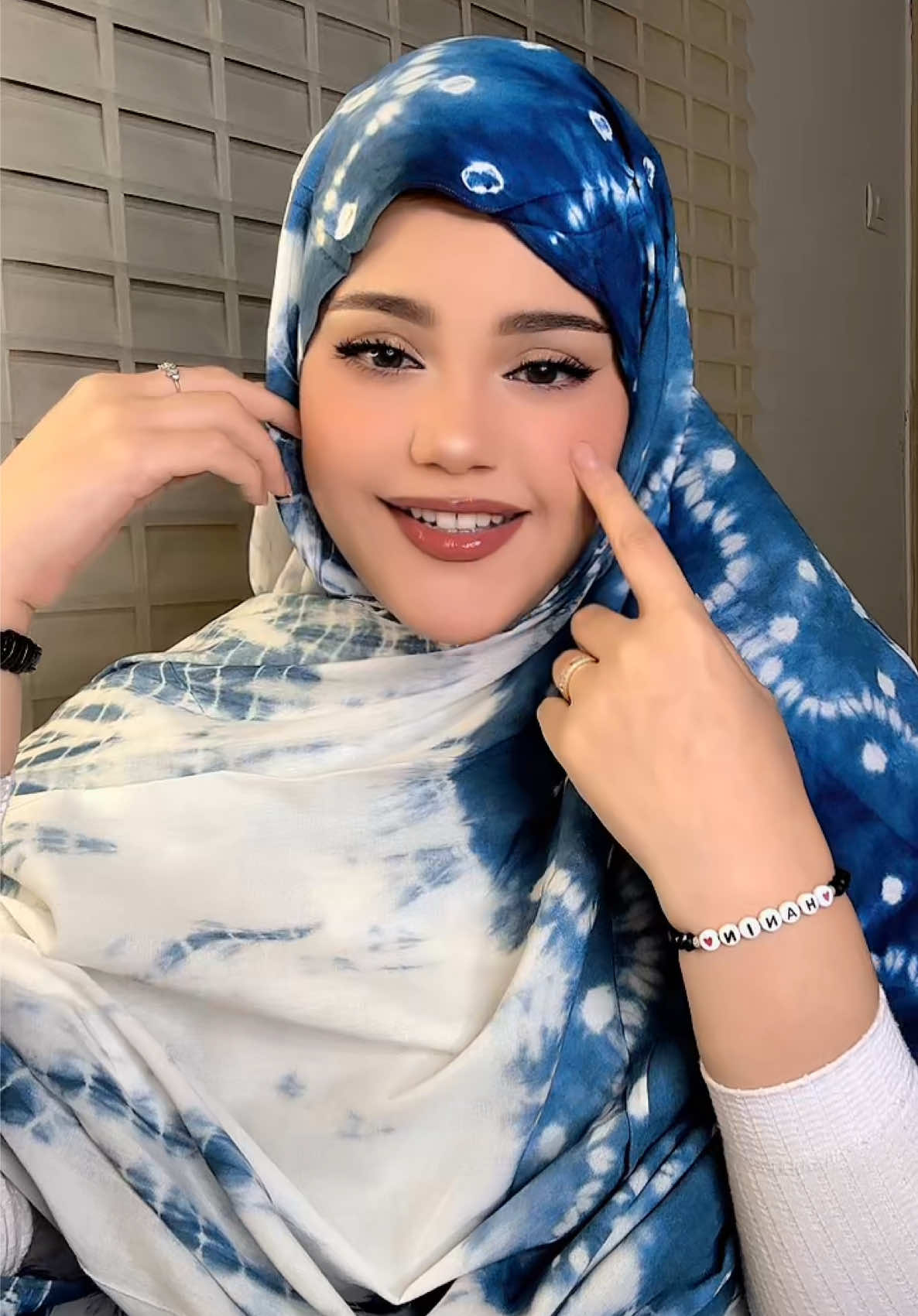 @حنين حمدي