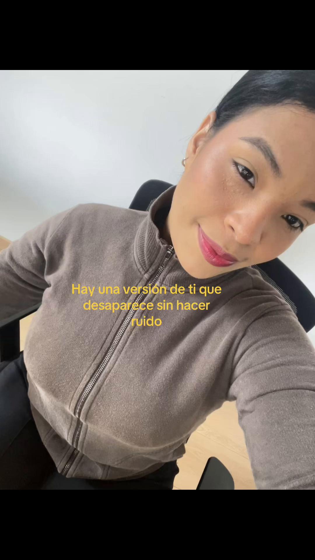 @👩🏻.