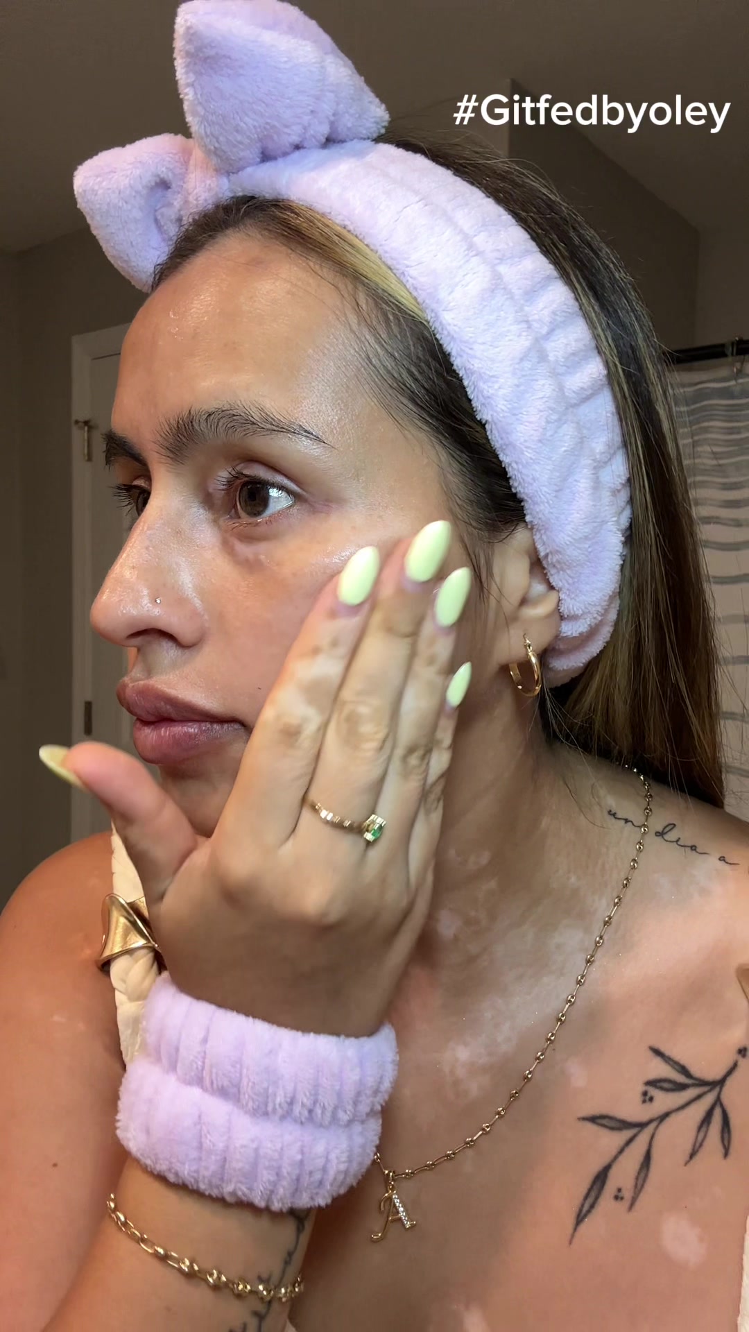 @soyalecasallas