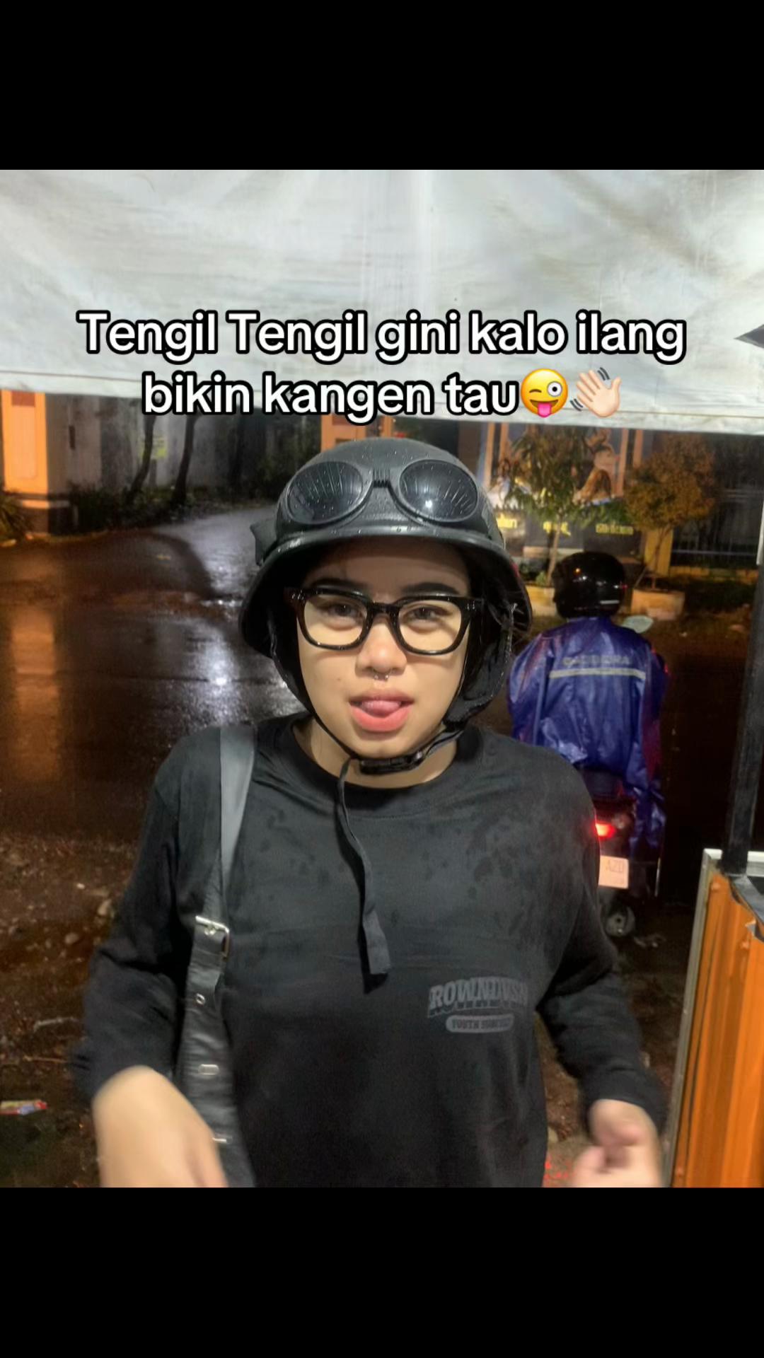 @r