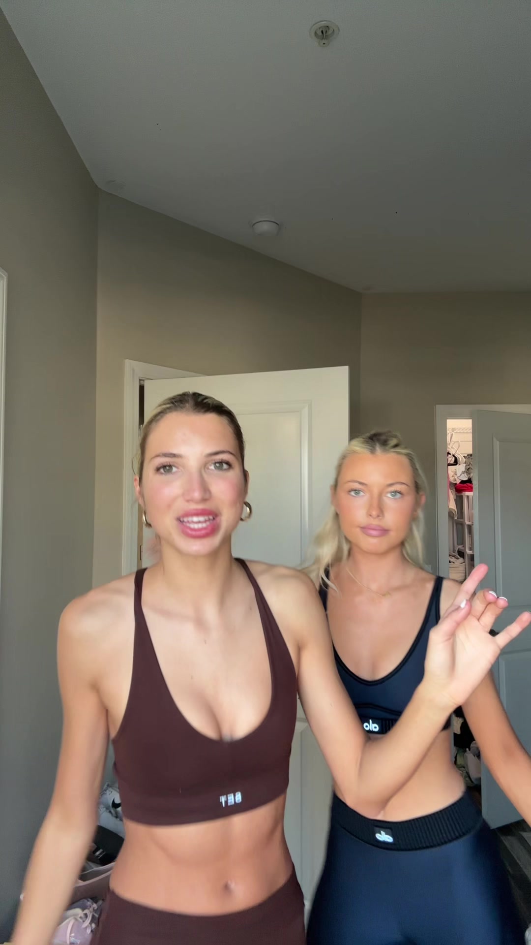 @Sofiabon