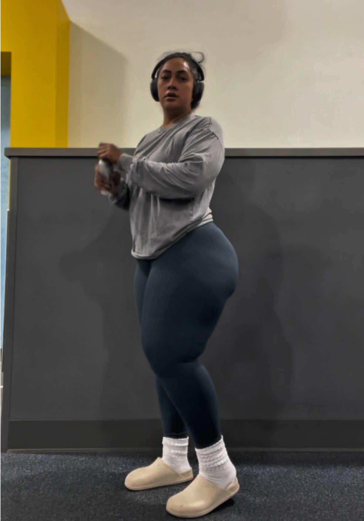 @EMJA&yen;