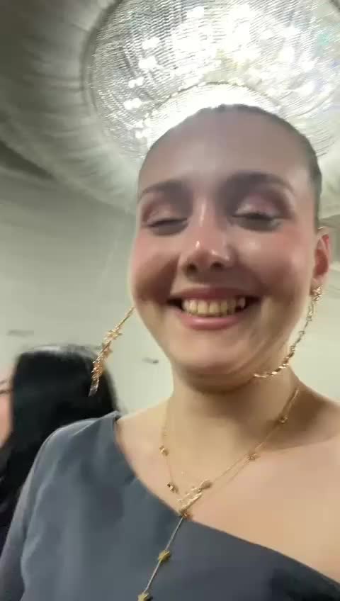 @Aleyna güneç