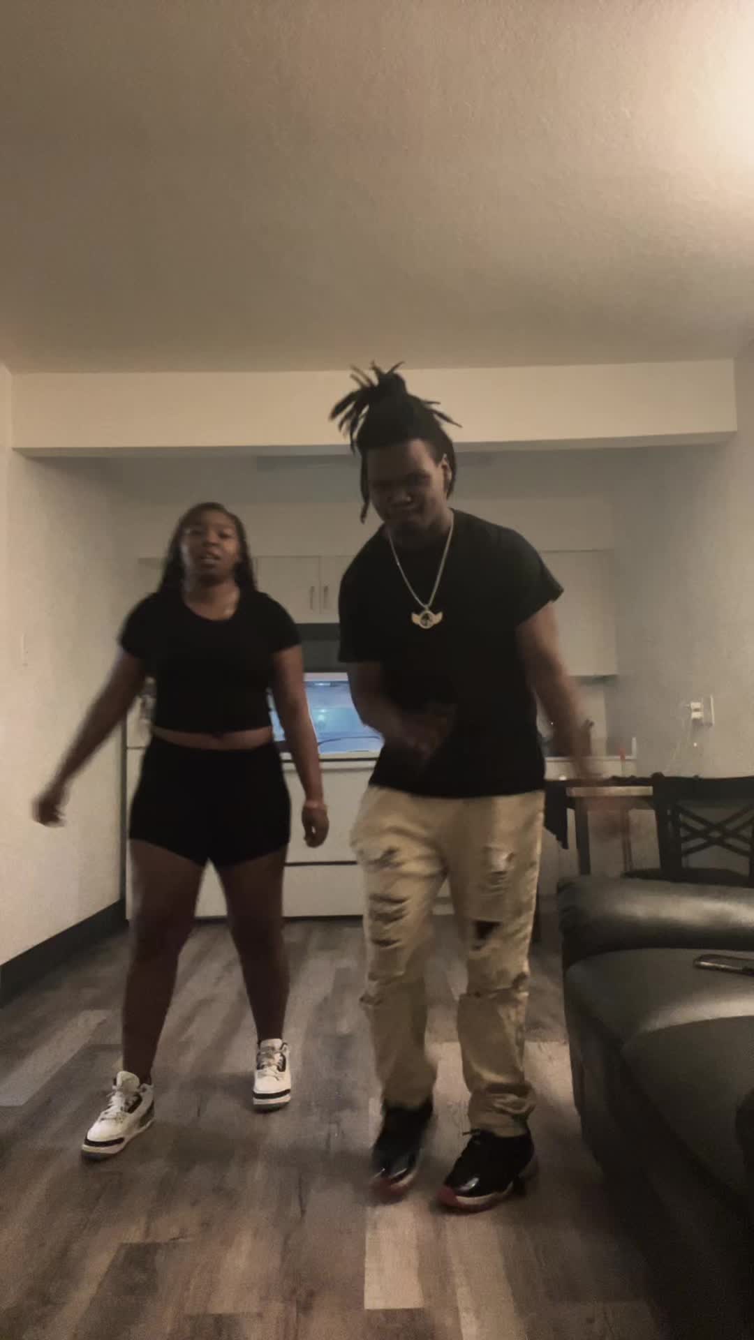 @2⭐️