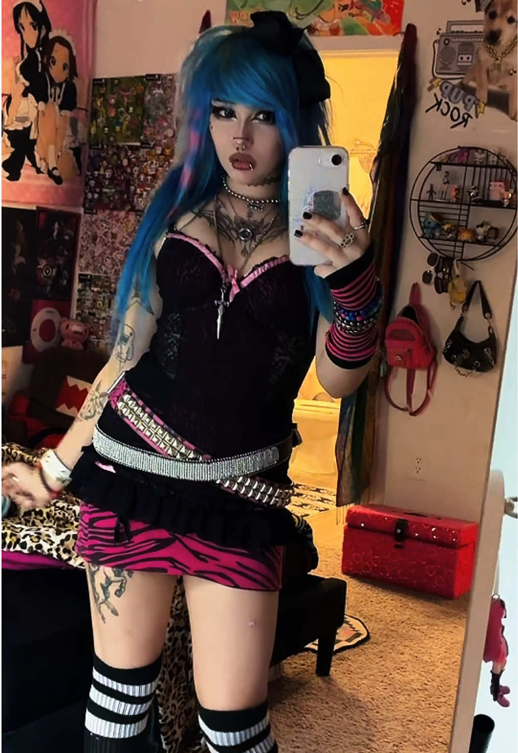 @xandrawrrr