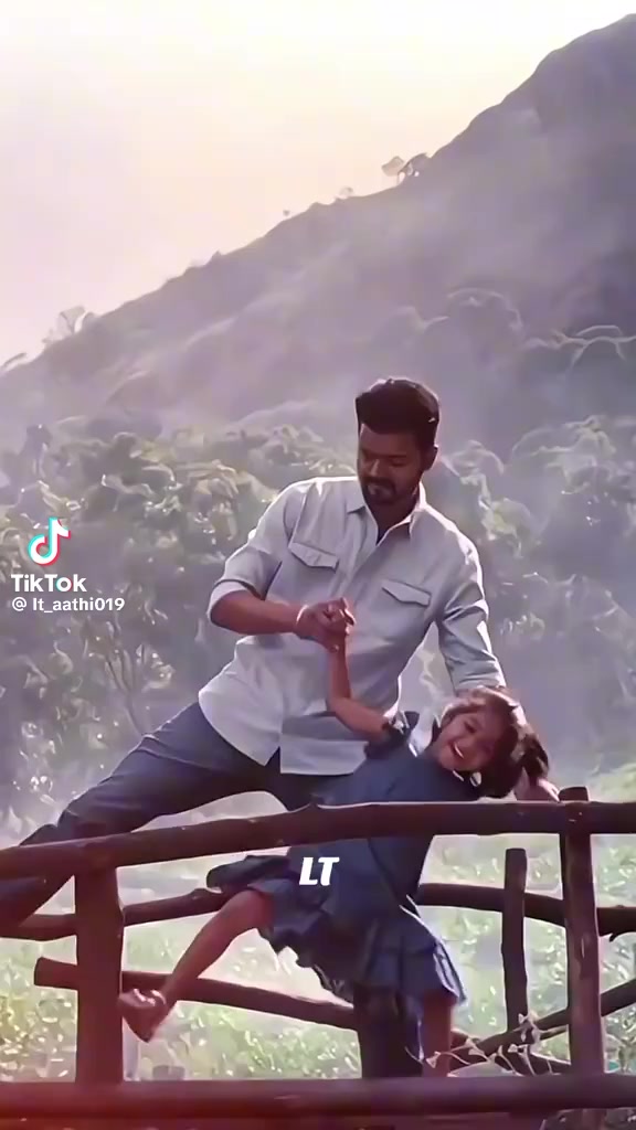 @💕Yalini@LYP santhy 💕🥰😍😘