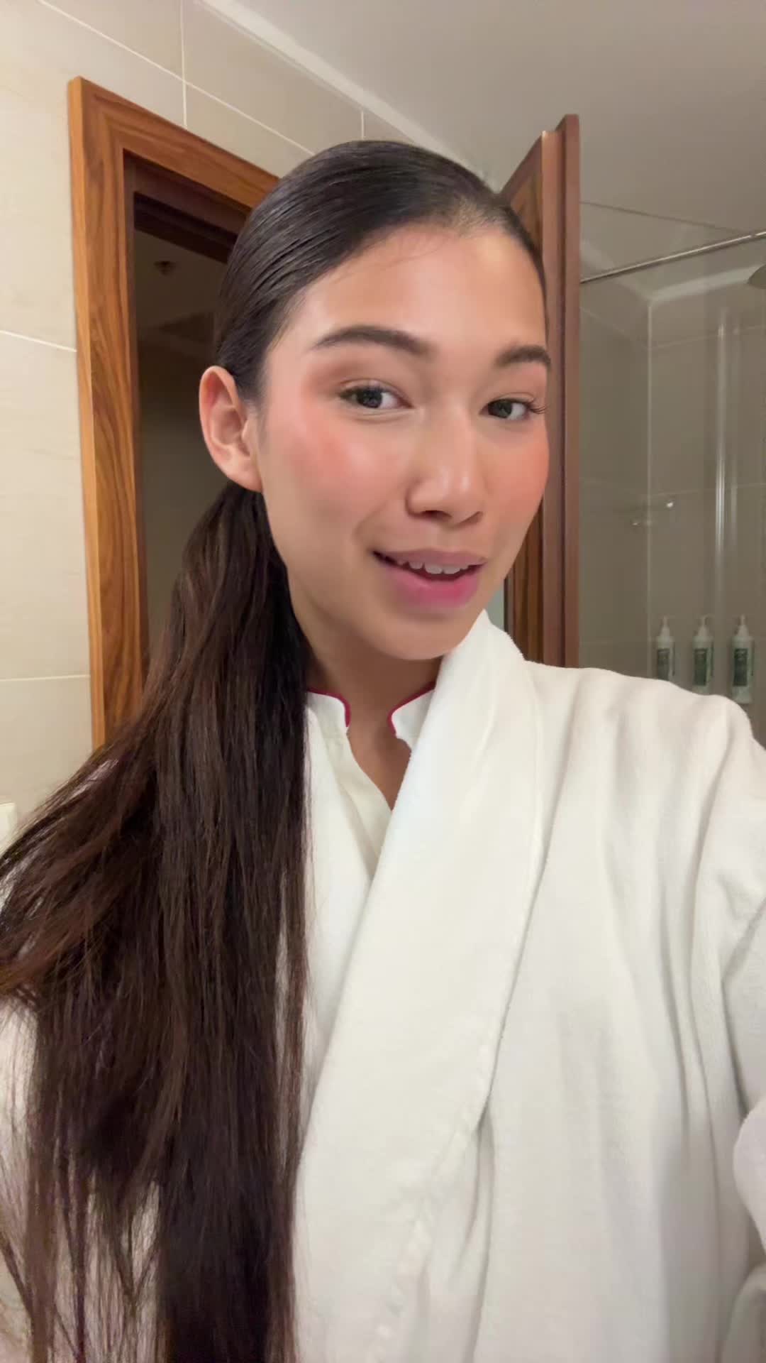 @Darawalee