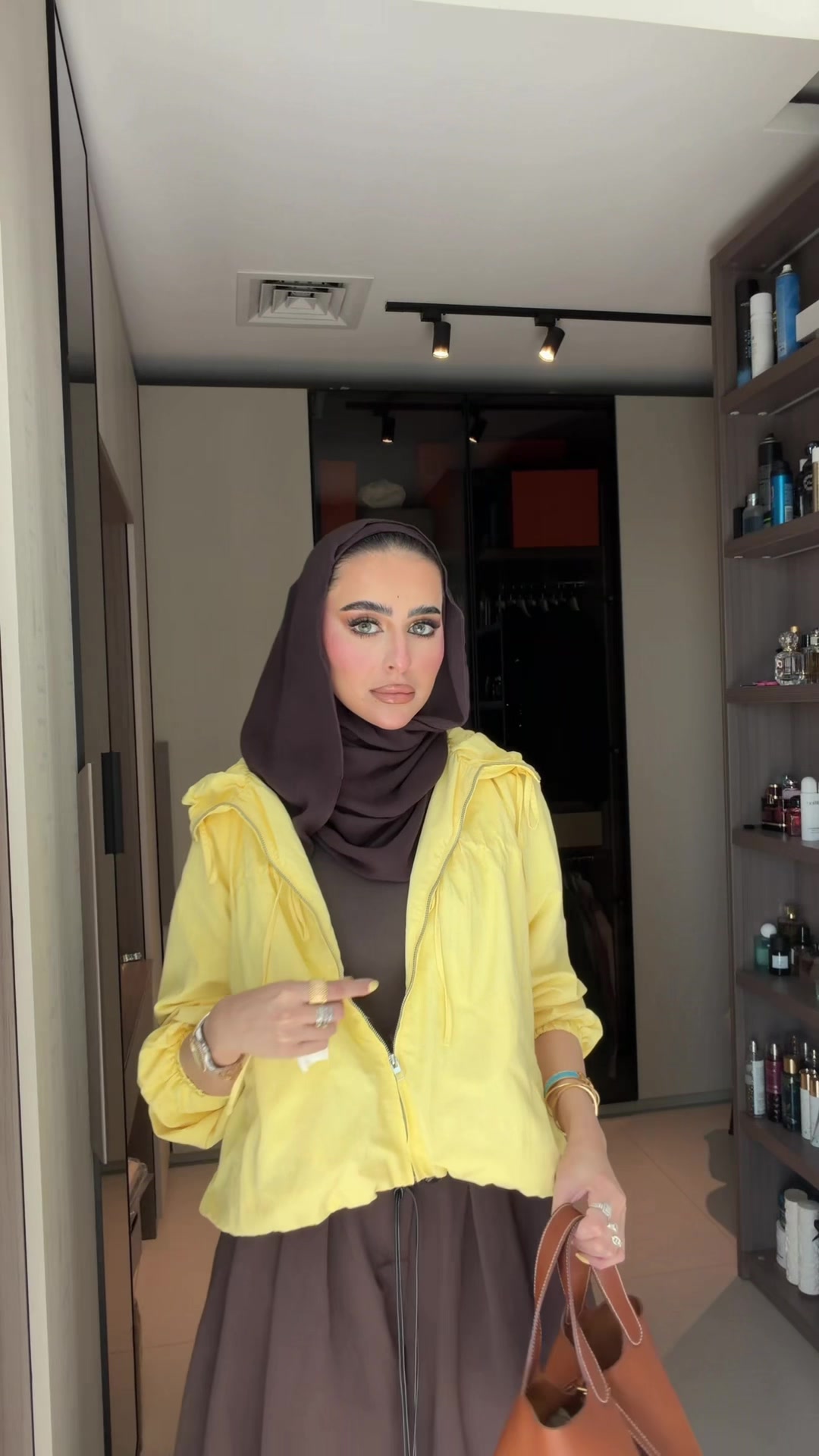 @Touches_kw
