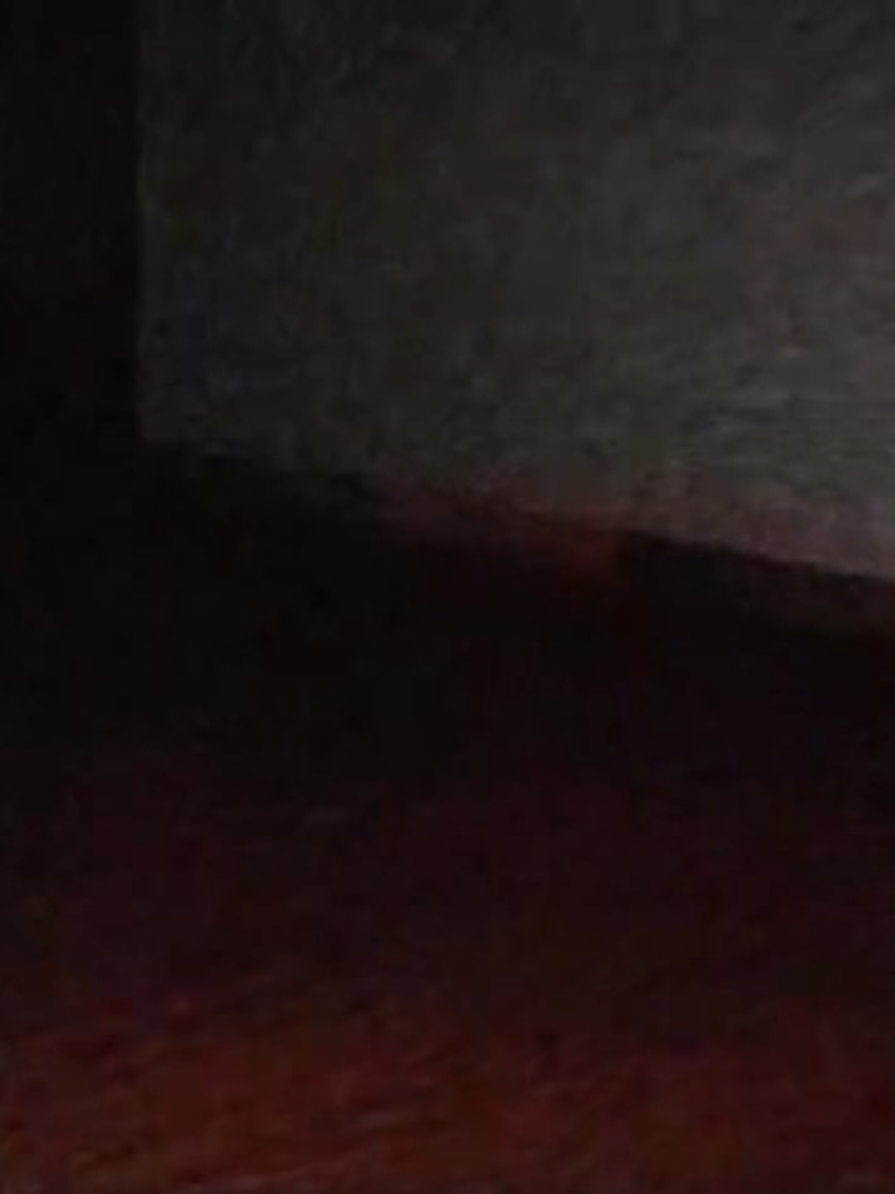 @￴