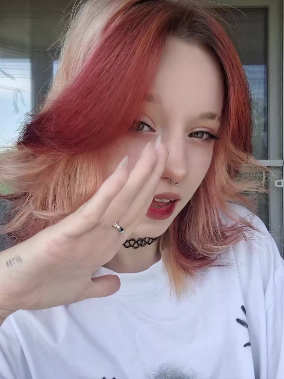 @кис