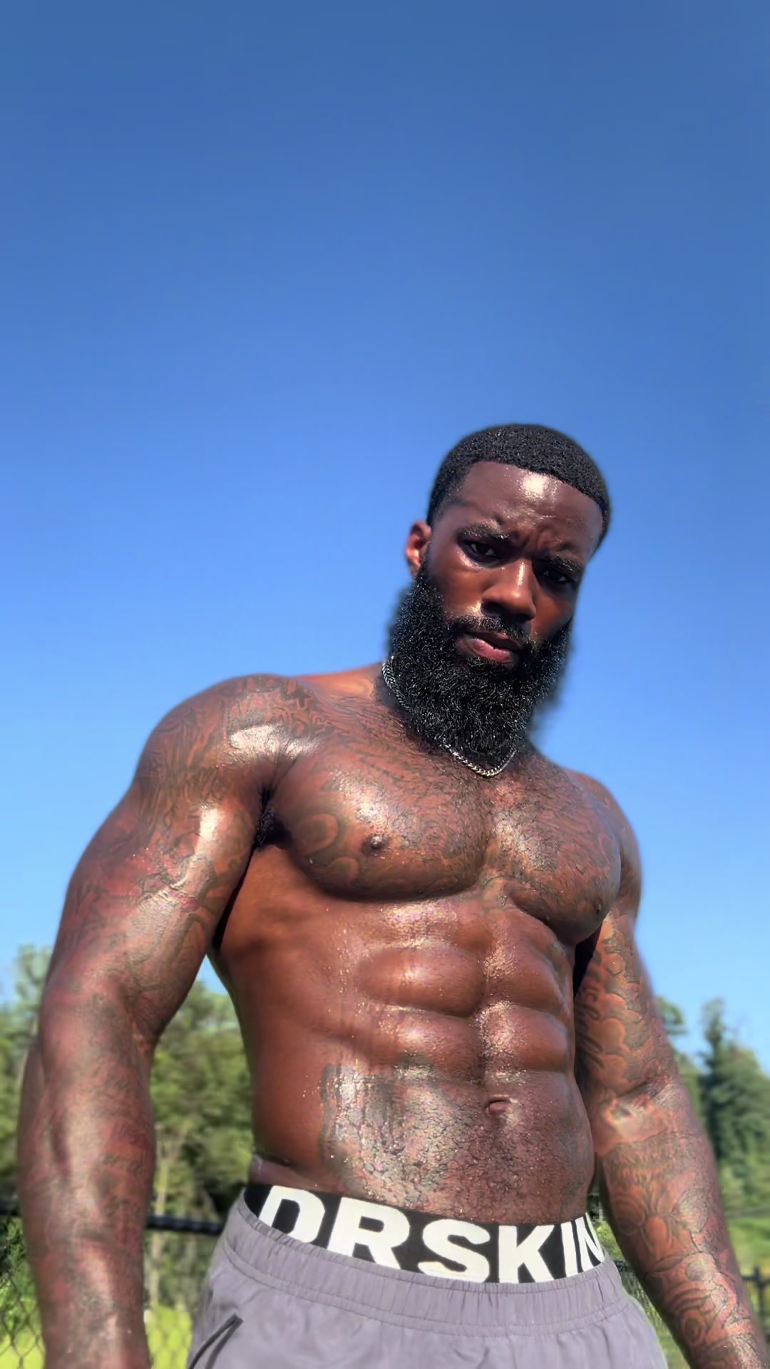 @bigq385