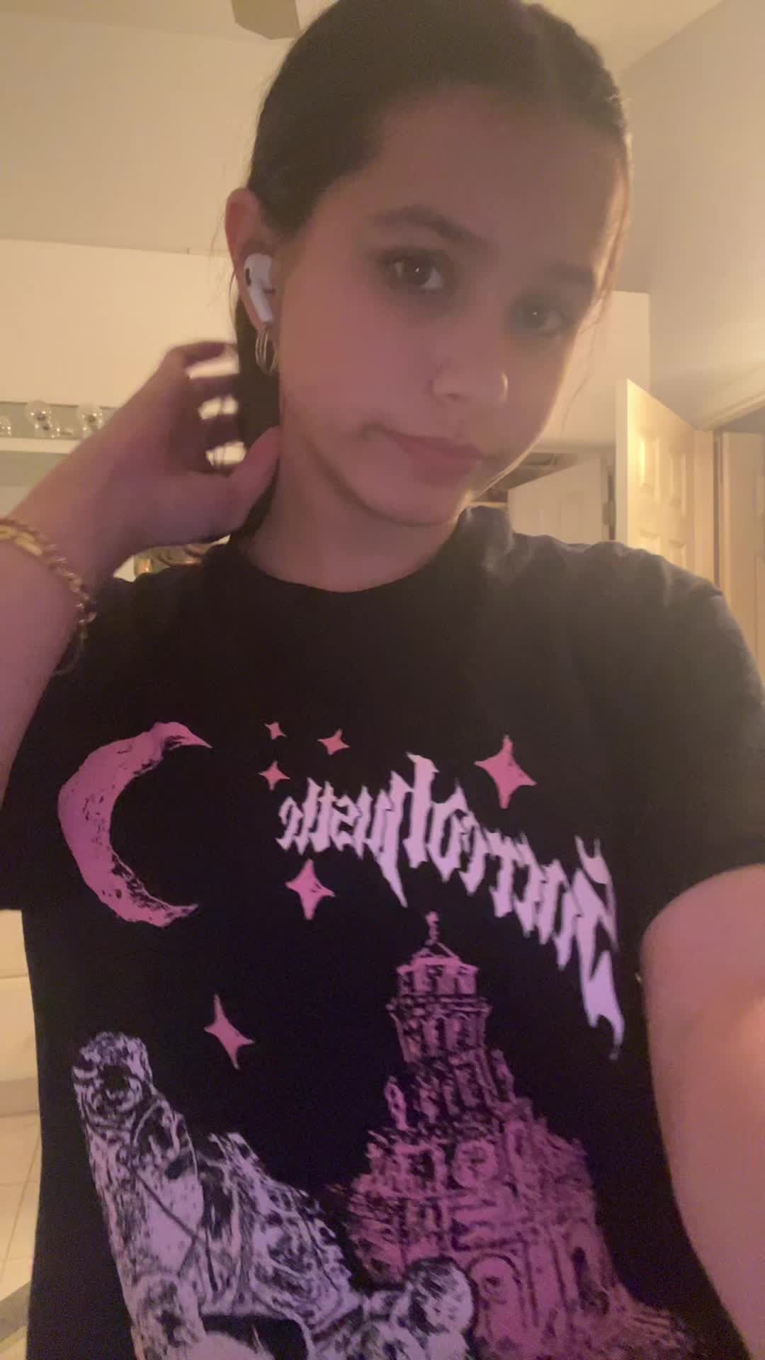 @user9377288487
