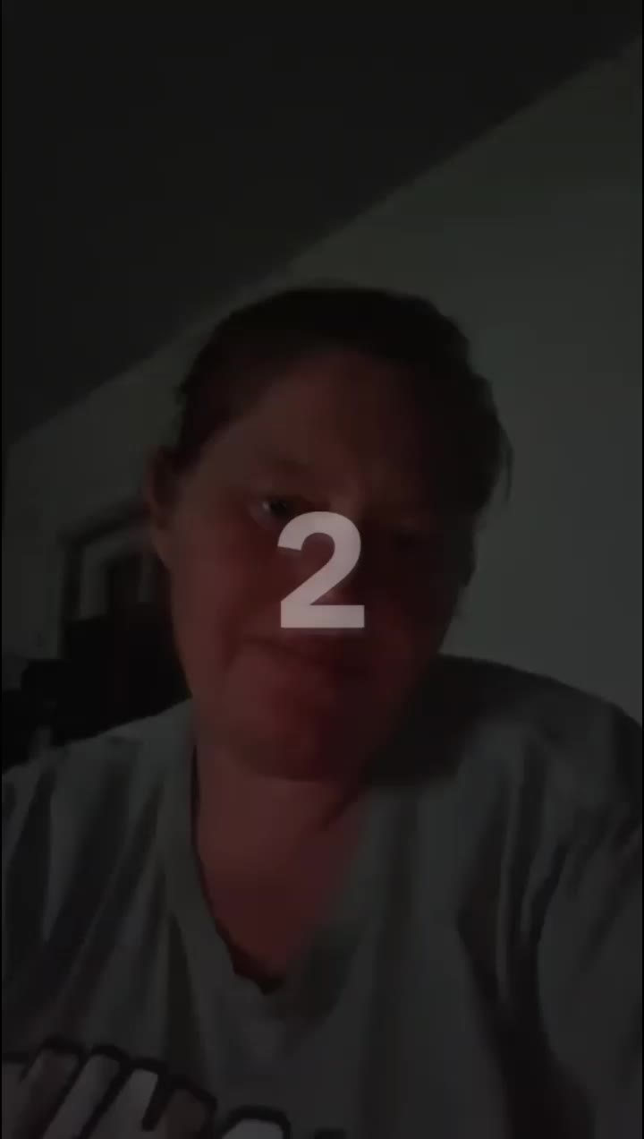 @sheryllgannon493 hell b****