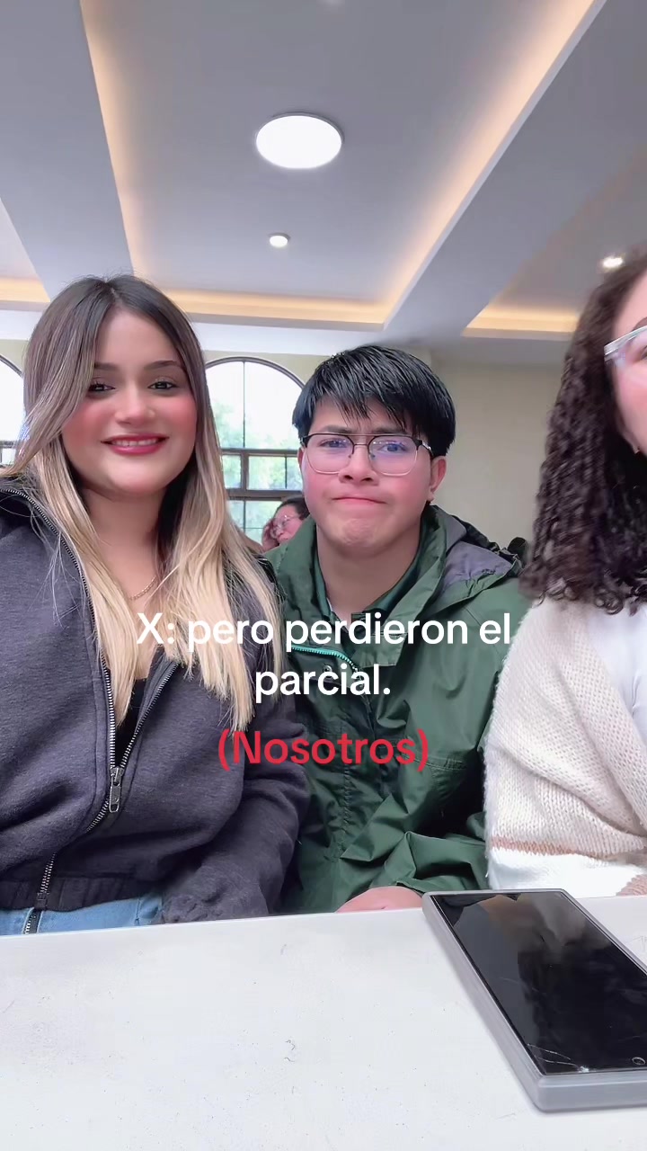 @Analí🍓🦥