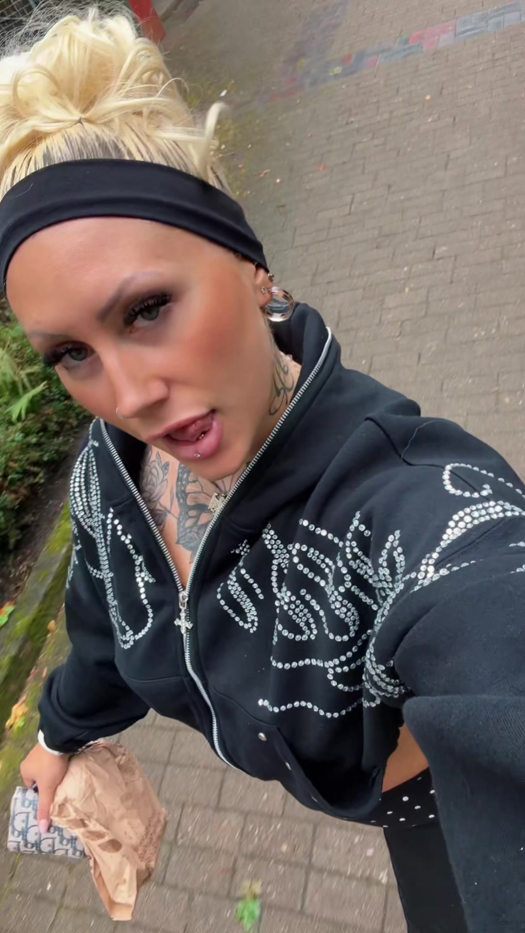 @MrsBarbiie🇩🇪