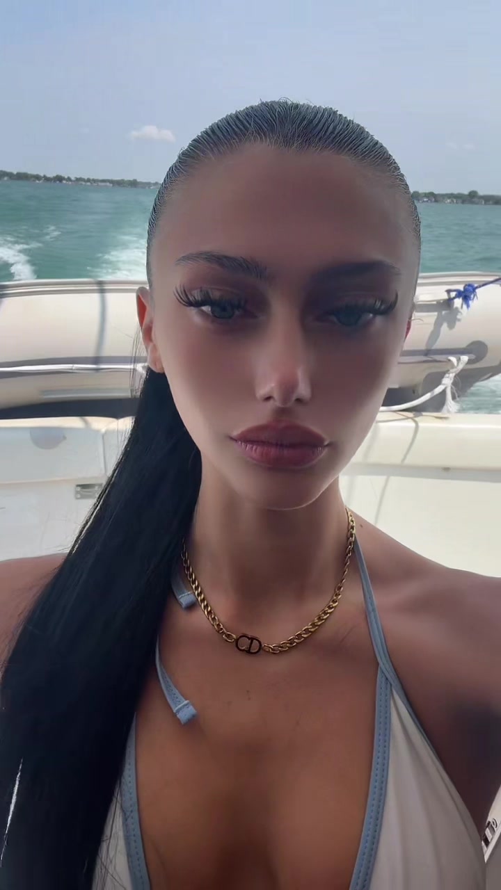 @whosavalolwhat