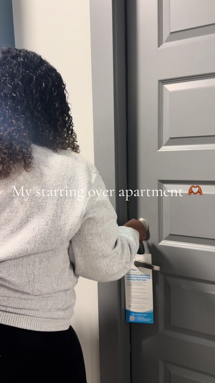 @KiJanaMonet