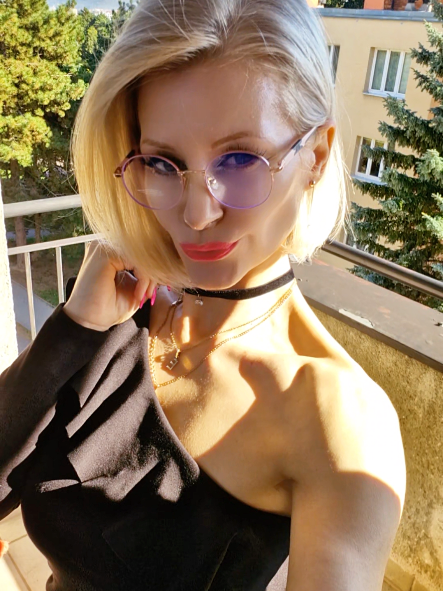 @Малышка💘