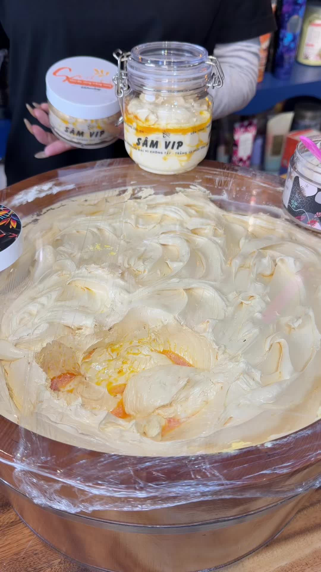 @B&agrave; T&aacute;m Miền T&acirc;y