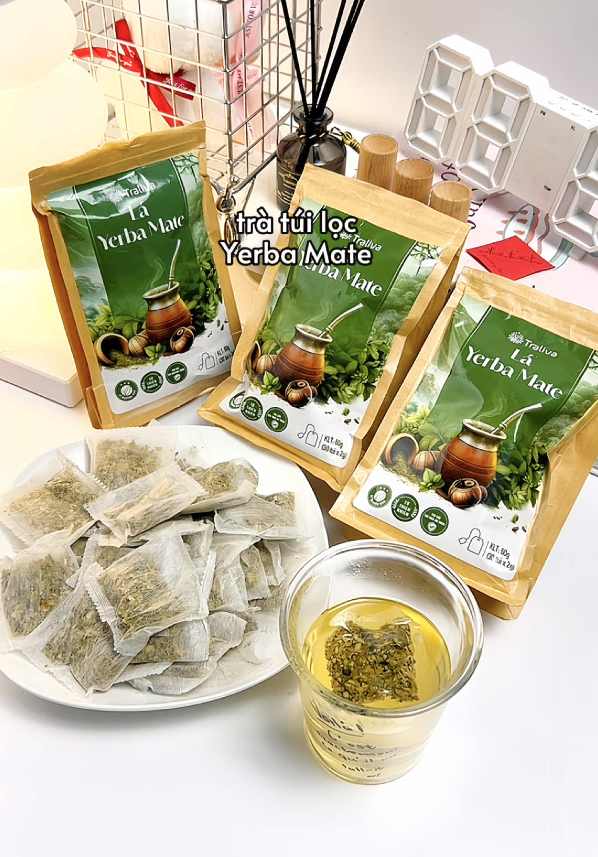 @unbox c&ugrave;ng Tiểu Mụi